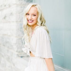 Meet your Posher, Hannah